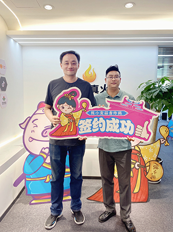 陳小蠻蒜香炸雞品牌再添新店，成功簽約鄭州新密店